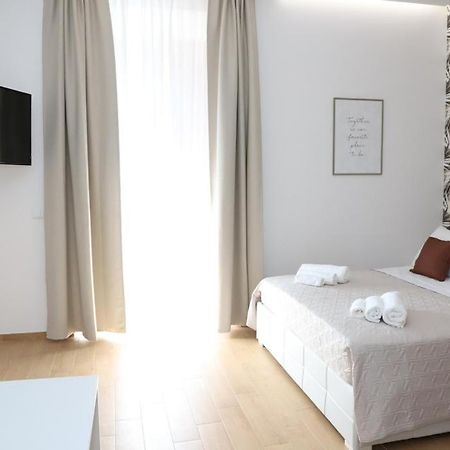 Superior Holiday House Катания Экстерьер фото